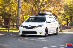 Toyota Sienna X Work on Vossen Wheels (VWS-1) '2017